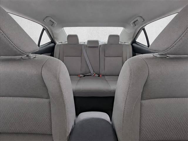 Used 2014 Toyota Corolla LE FWD image 29