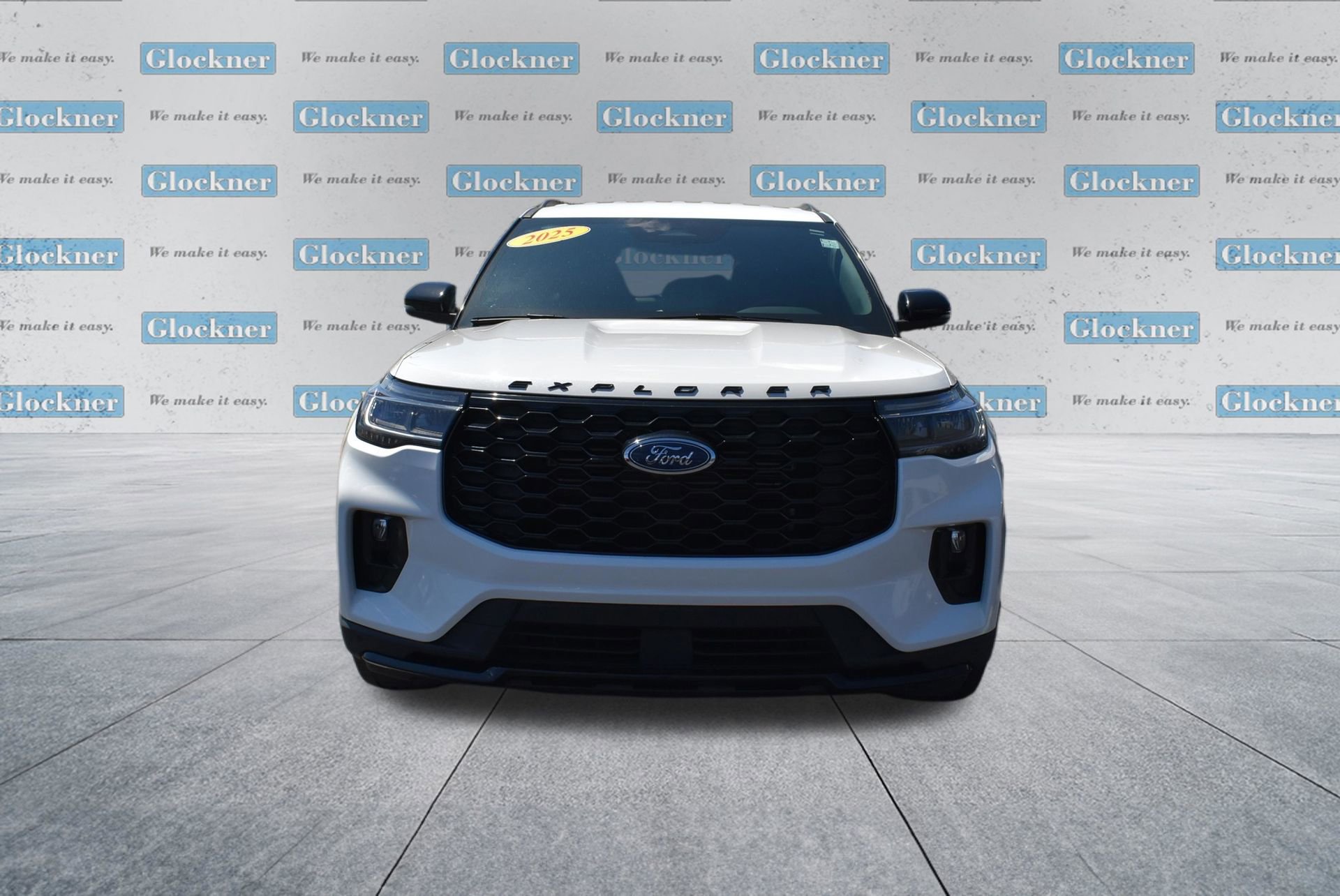 Used 2025 Ford Explorer ST-Line w/ ST-Line Street Pack image 9