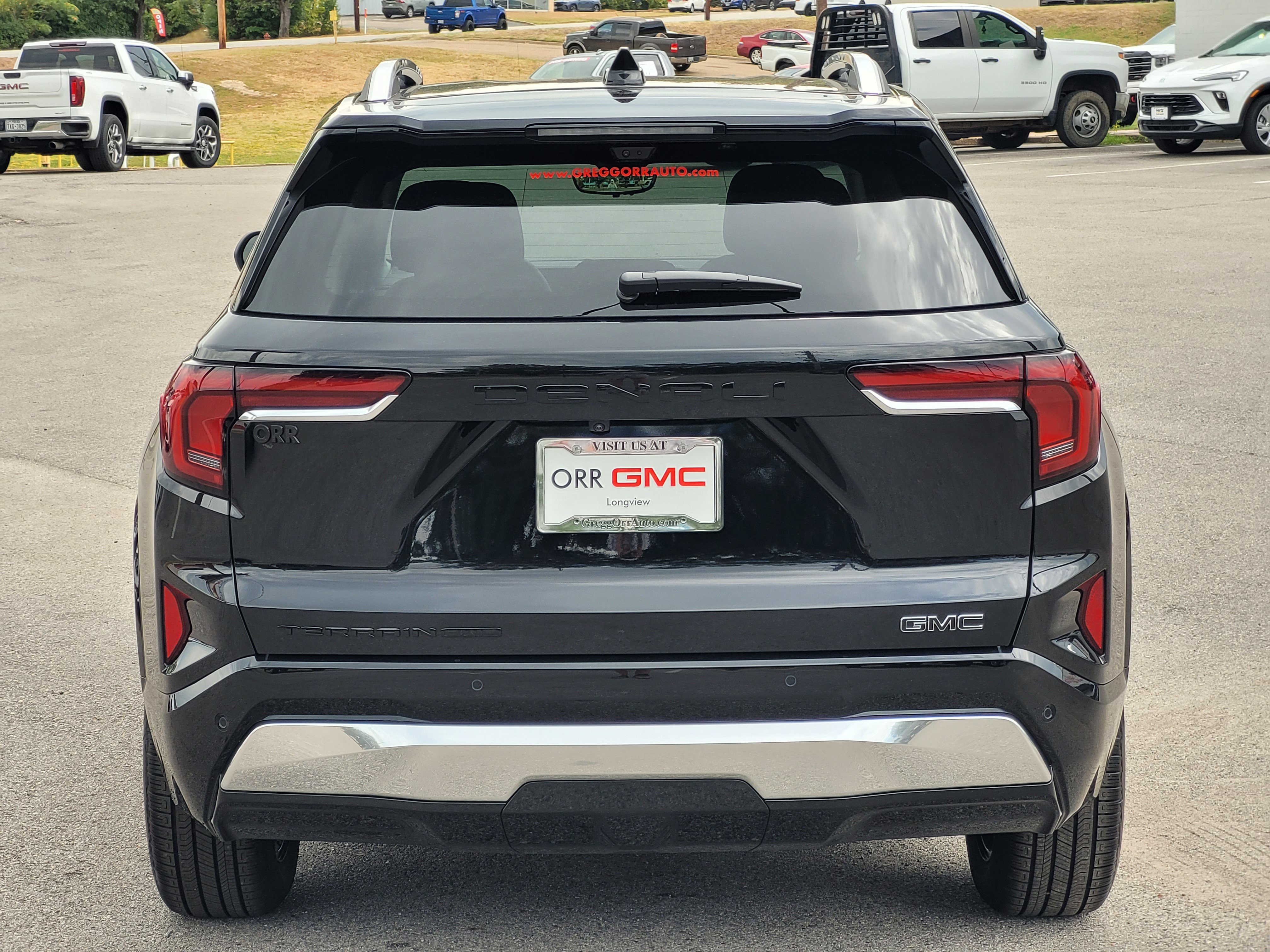 New 2027 GMC Terrain Denali w/ LPO, Black Badging Package AWD/4WD image 5