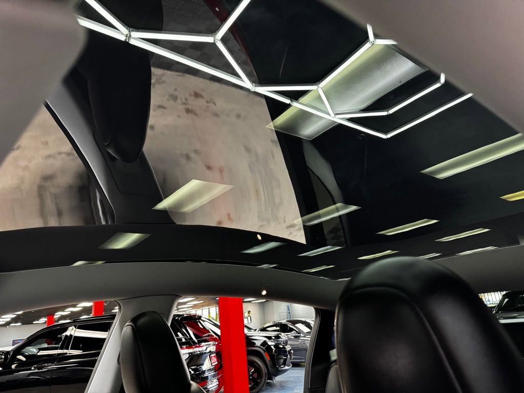Used 2024 Tesla Model Y Long Range image 35