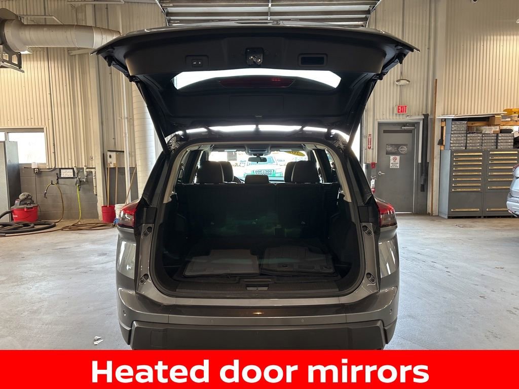 Certified 2026 Nissan Rogue SV AWD/4WD image 15