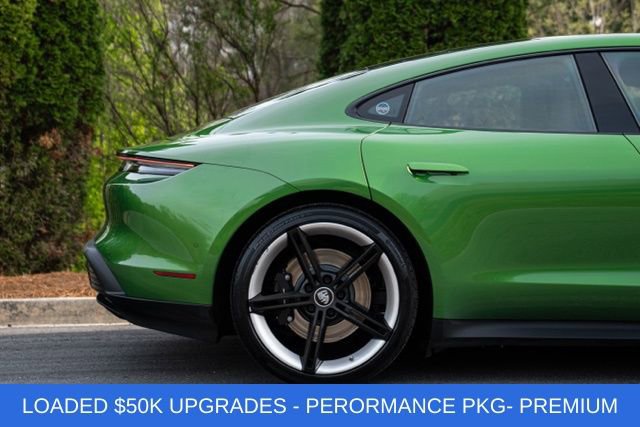 Used 2020 Porsche Taycan 4S image 9