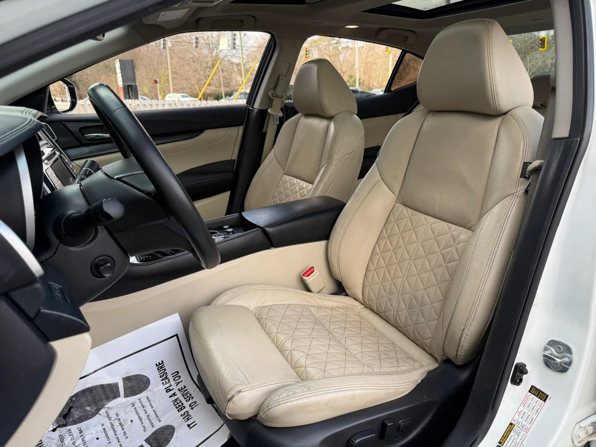 Used 2022 Nissan Maxima Platinum w/ Sport Mat Group image 28