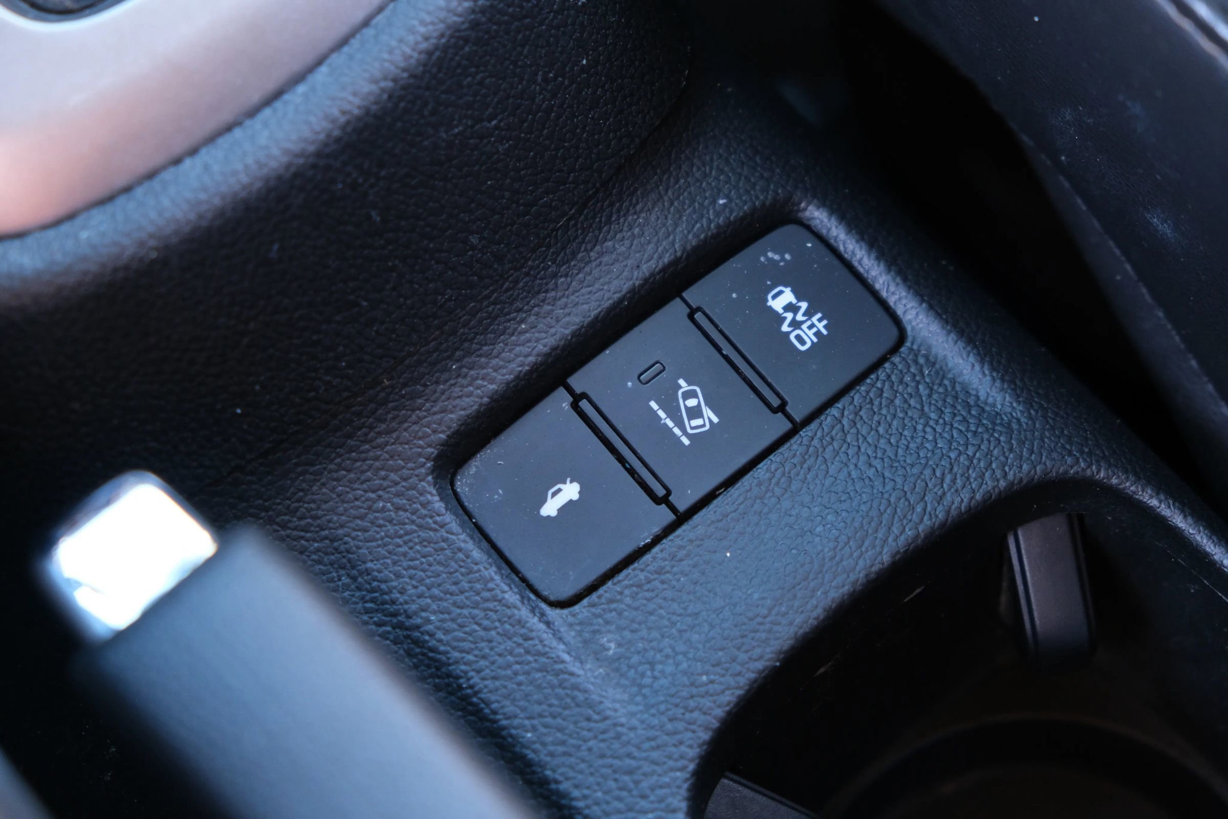 Used 2018 Chevrolet Sonic Premier w/ Driver Confidence Package image 27