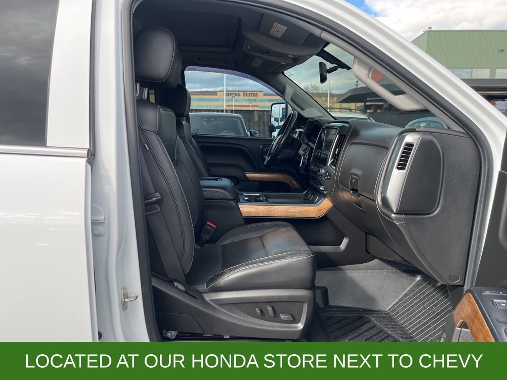 Used 2019 Chevrolet Silverado 2500 LTZ w/ Duramax Plus Package image 28