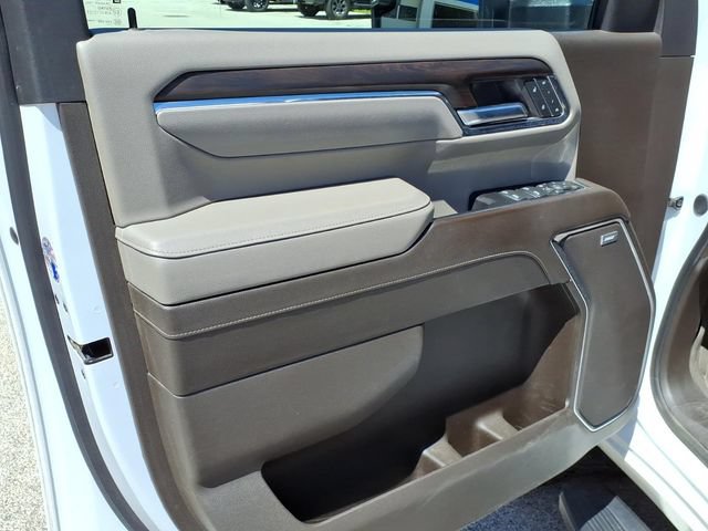 Used 2024 GMC Sierra 2500 SLT w/ SLT Premium Package AWD/4WD image 12