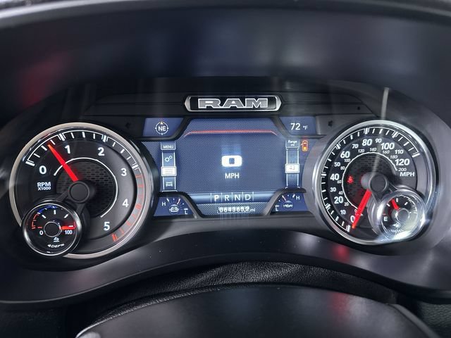 Used 2024 RAM 2500 Laramie AWD/4WD image 12
