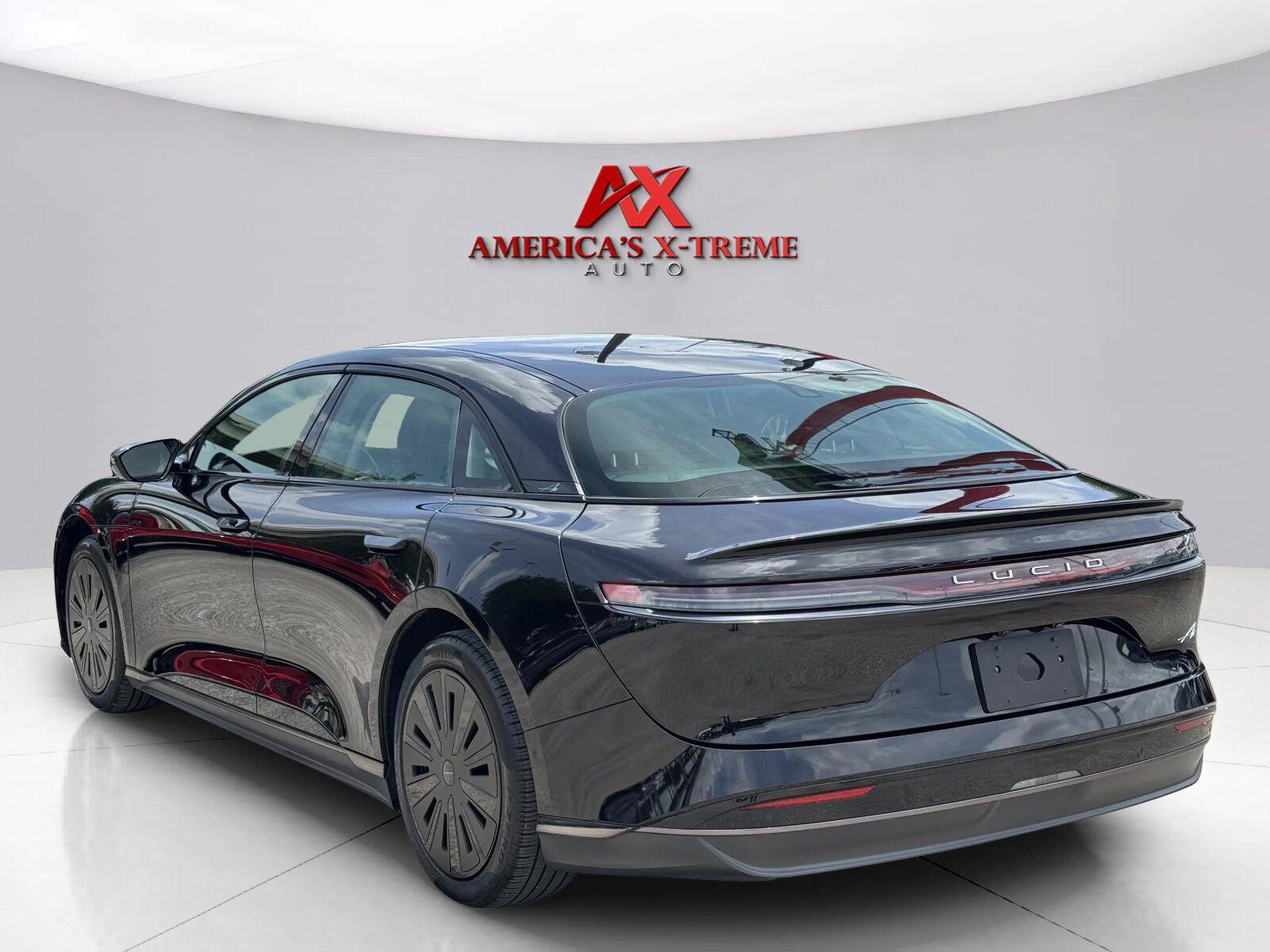 Used 2025 Lucid Air Pure RWD image 4