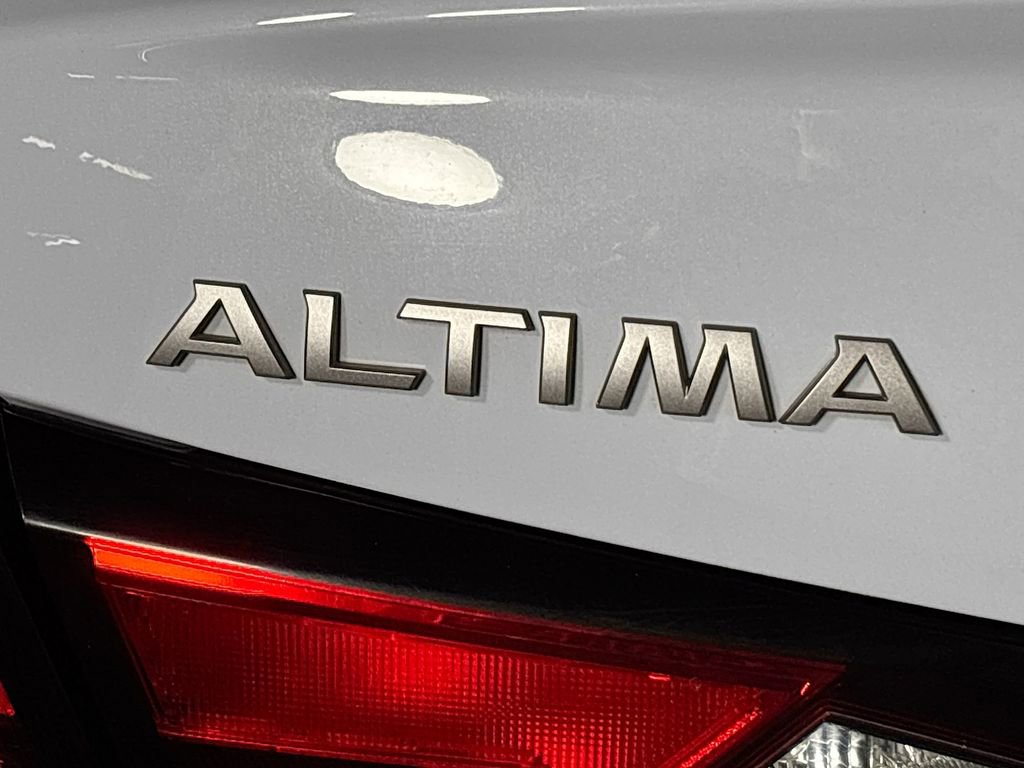 Used 2023 Nissan Altima 2.5 SR image 23