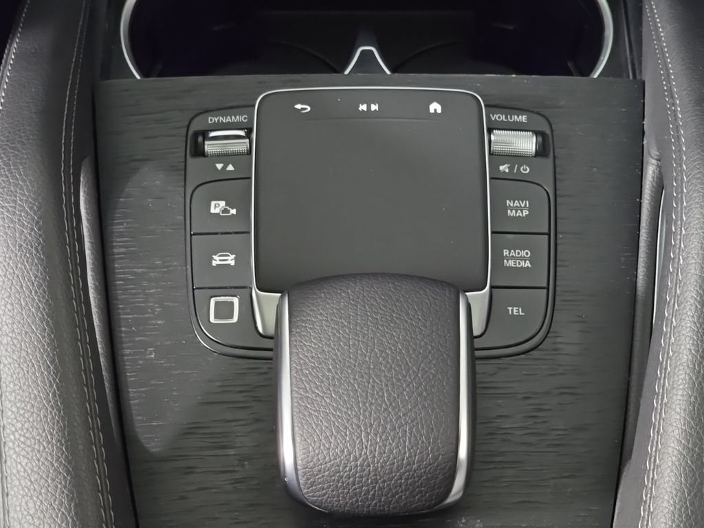 Certified 2025 Mercedes-Benz GLE 450e 4MATIC w/ Driver Assistance Package image 24