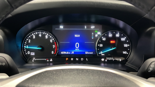 Used 2024 Ford Explorer XLT AWD/4WD image 16