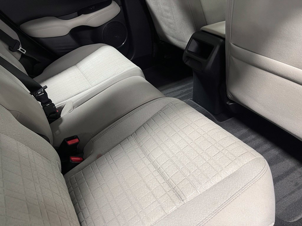 Used 2025 Honda HR-V LX image 17