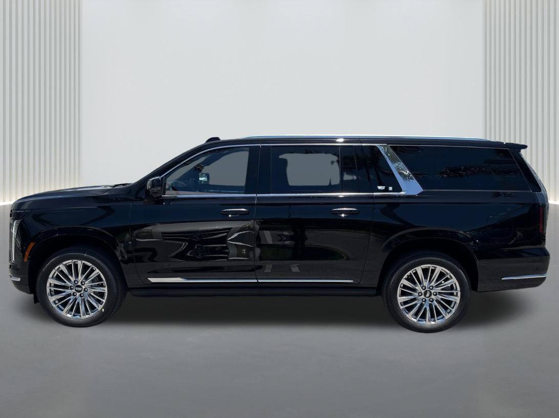 New 2026 Cadillac Escalade ESV Luxury AWD/4WD image 8