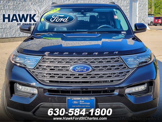 Certified 2023 Ford Explorer XLT w/ Equipment Group 202A image 4