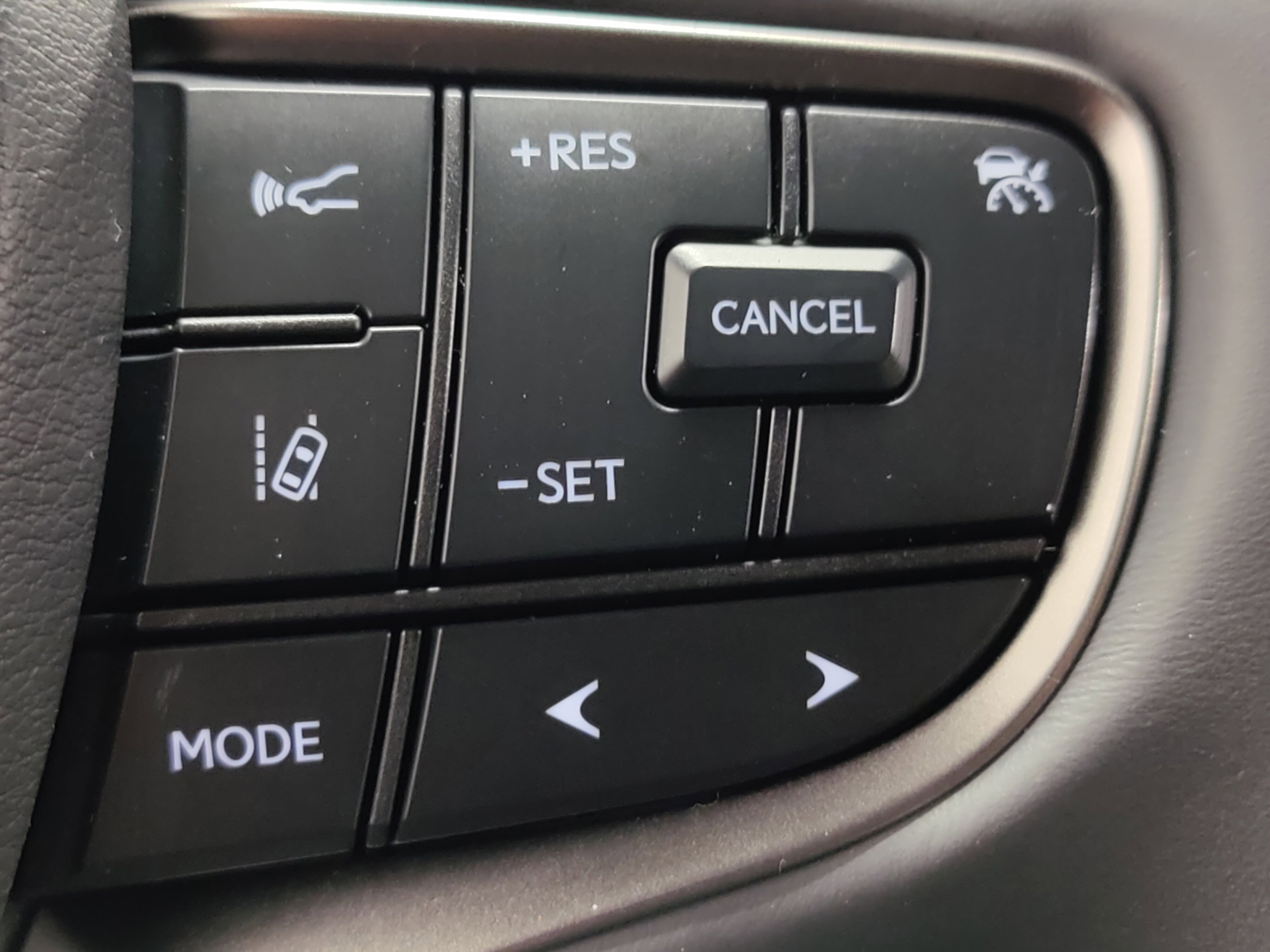 Used 2021 Lexus UX 250h w/ Premium Package image 28