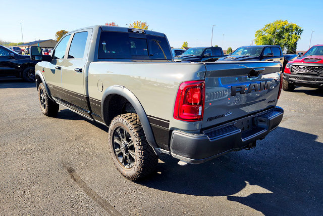 New 2027 RAM 2500 4x4 Crew Cab image 5