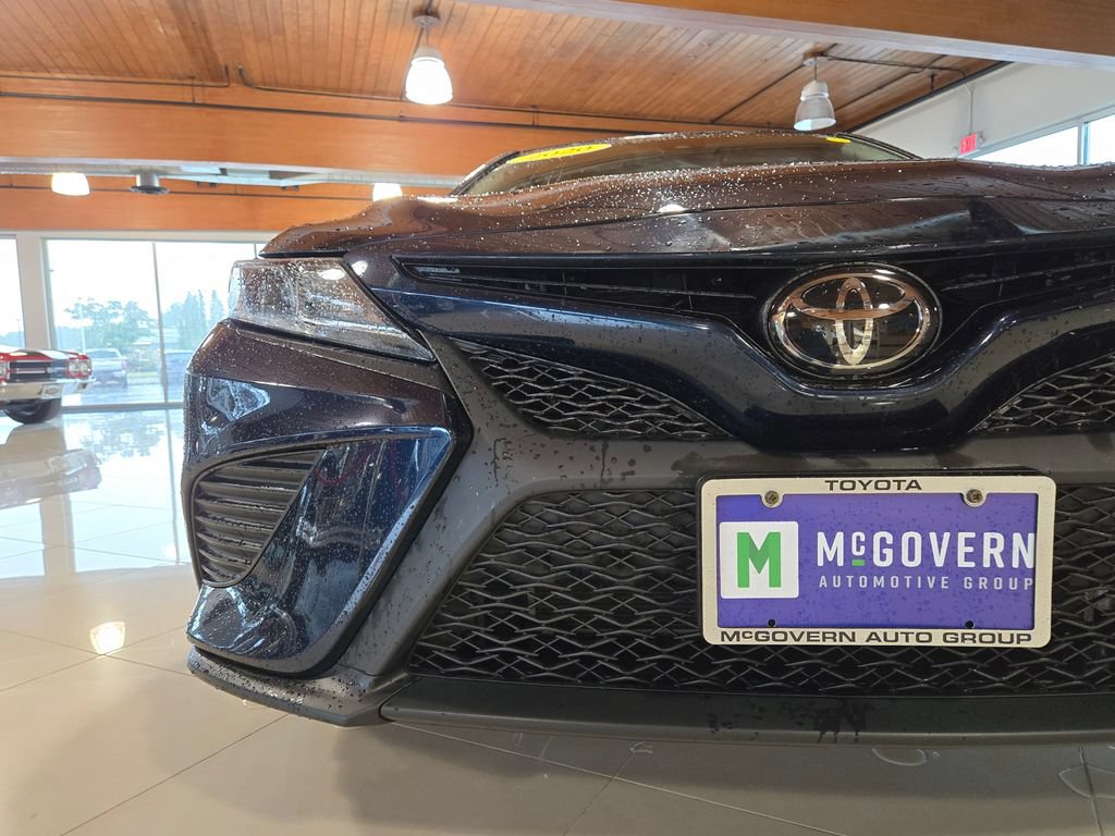 Used 2020 Toyota Camry SE w/ Audio Package FWD image 10