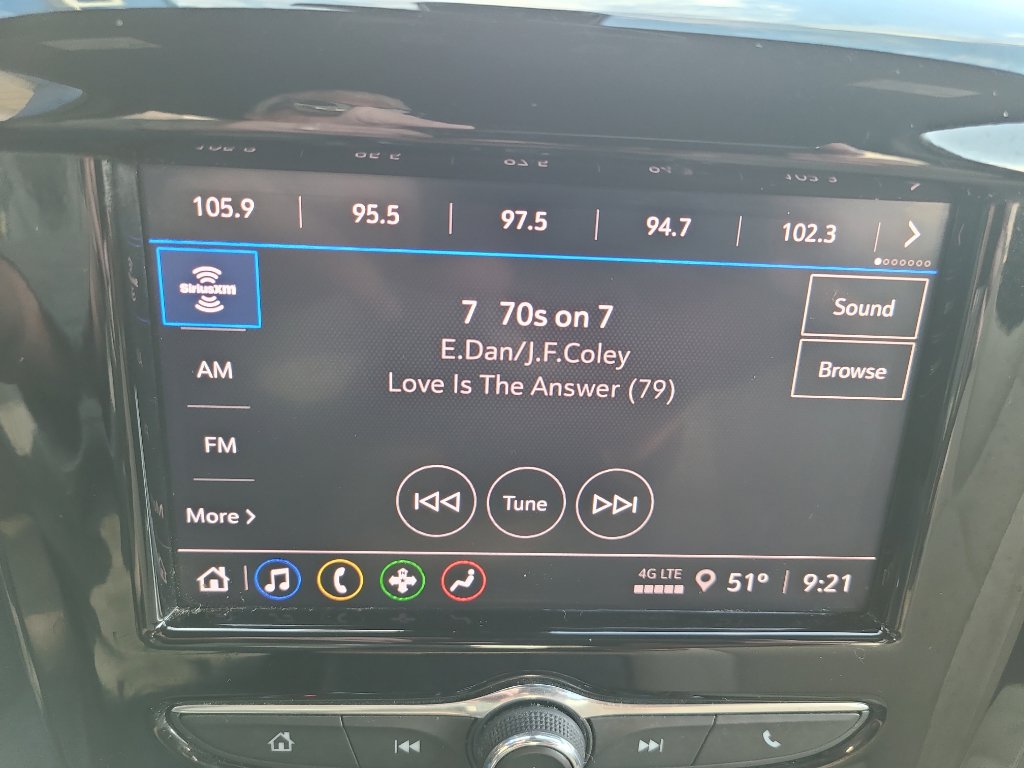 Used 2022 Chevrolet Traverse LS AWD/4WD image 17