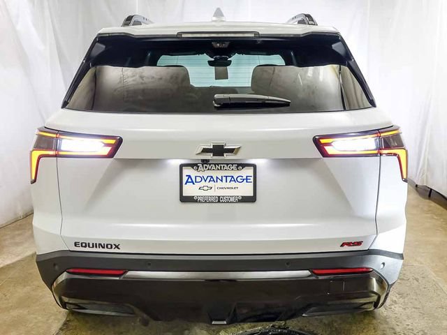 New 2027 Chevrolet Equinox RS w/ Safety and Technology Package FWD image 6