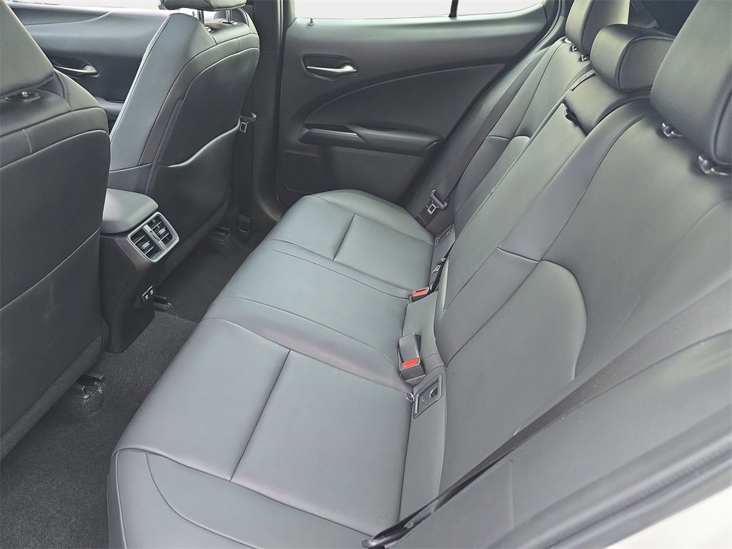 Used 2020 Lexus UX 200 w/ Premium Package image 17