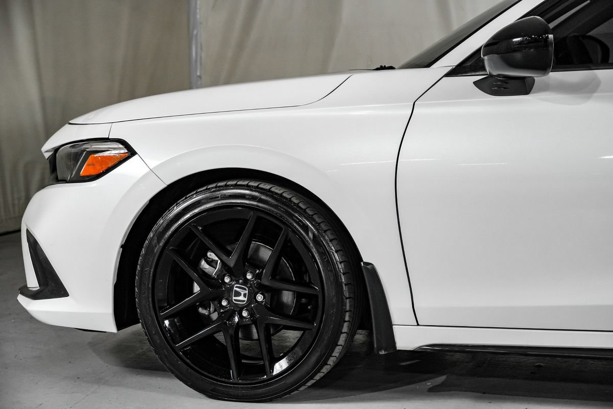 Used 2023 Honda Civic Sport image 12