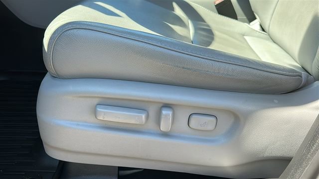 Used 2021 Honda Pilot Touring image 10