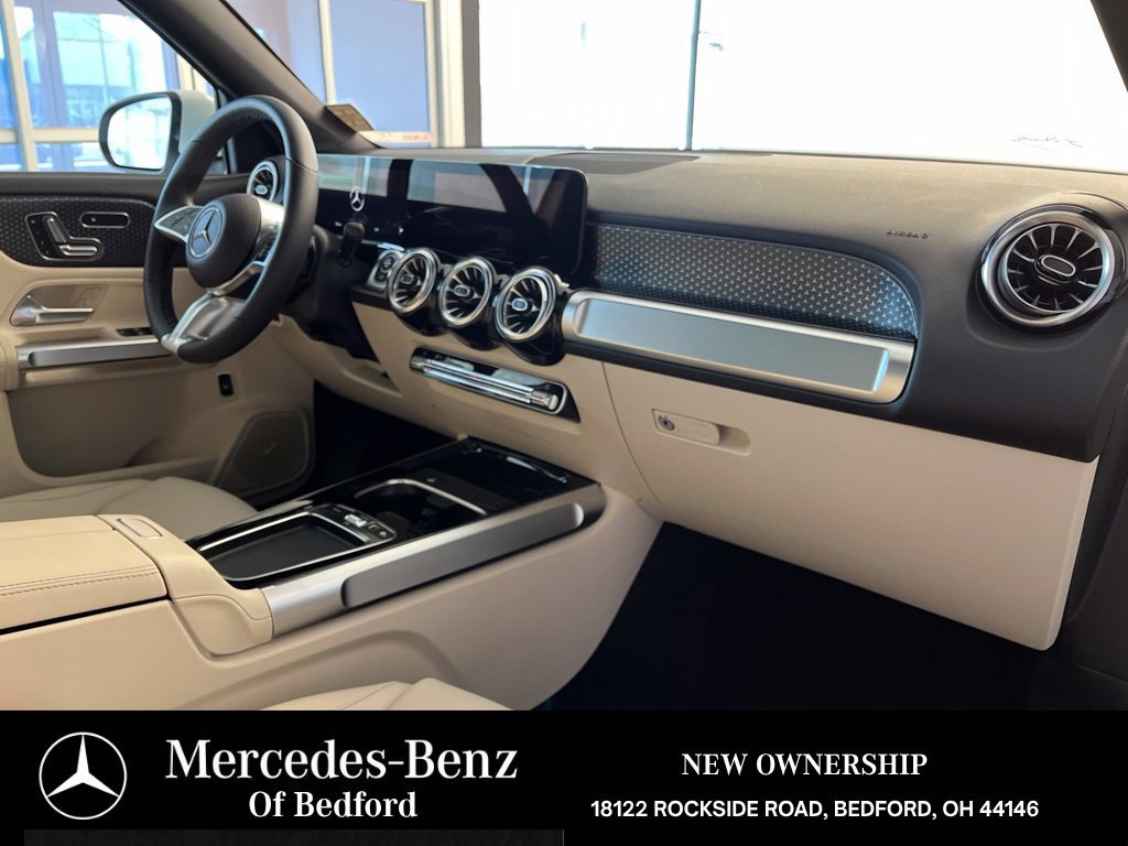 Used 2026 Mercedes-Benz GLB 250 4MATIC image 21