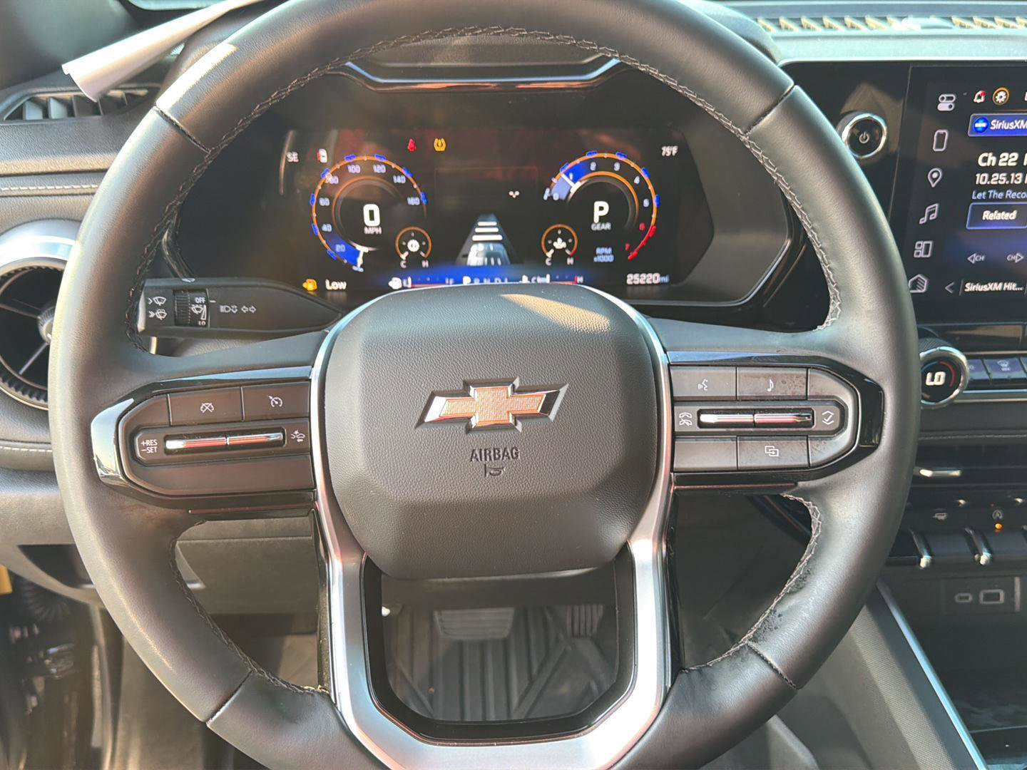 Used 2024 Chevrolet Colorado LT w/ LT Convenience Package RWD image 20