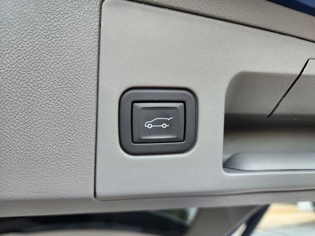 Used 2024 Cadillac XT5 Premium Luxury w/ Technology Package image 19