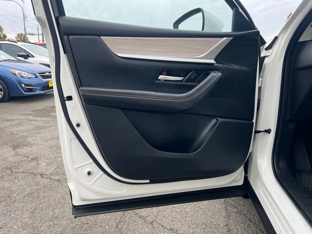 Used 2024 MAZDA CX-90 Plug-In Hybrid w/ Preferred image 18