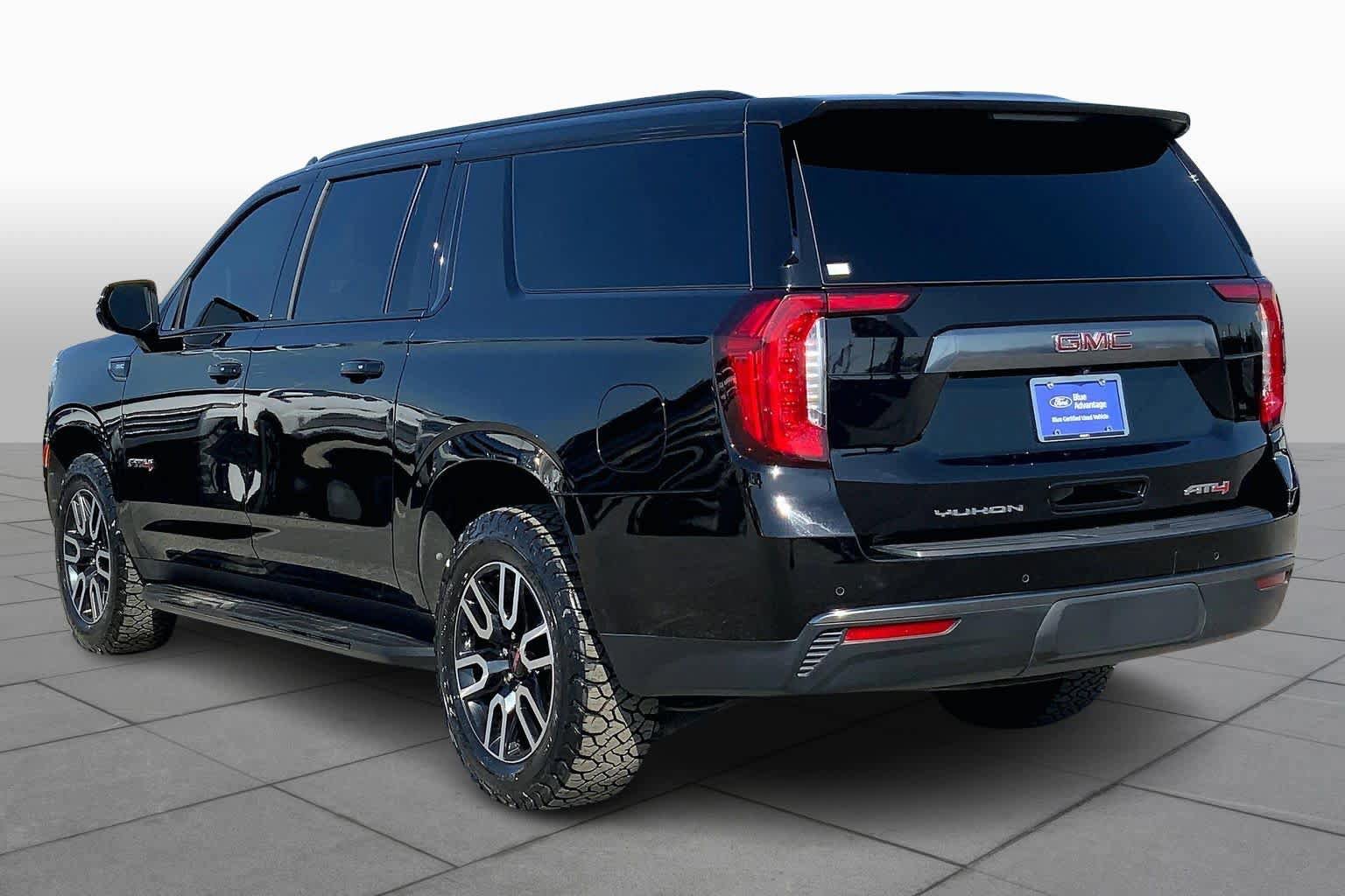 Used 2023 GMC Yukon XL AT4 w/ Max Trailering Package AWD/4WD image 12