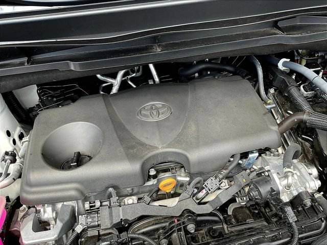 Used 2025 Toyota Sienna XSE w/ XSE Premium Package FWD image 34