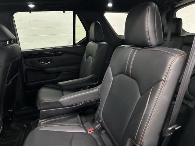 Certified 2025 Honda Pilot TrailSport image 14