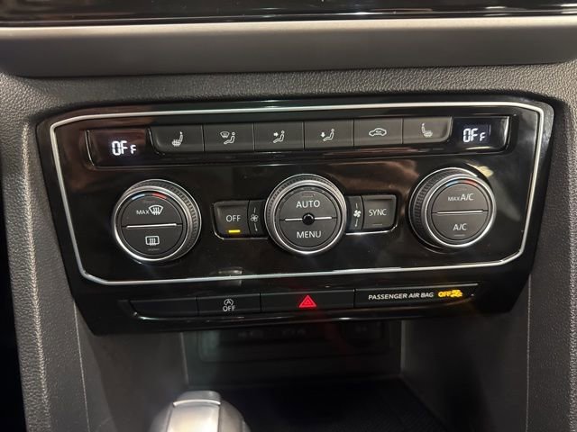 Certified 2022 Volkswagen Atlas Cross Sport SEL R-Line image 20