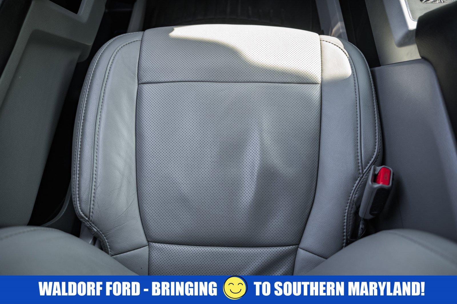Used 2017 Ford F150 Lariat w/ Equipment Group 502A Luxury AWD/4WD image 39