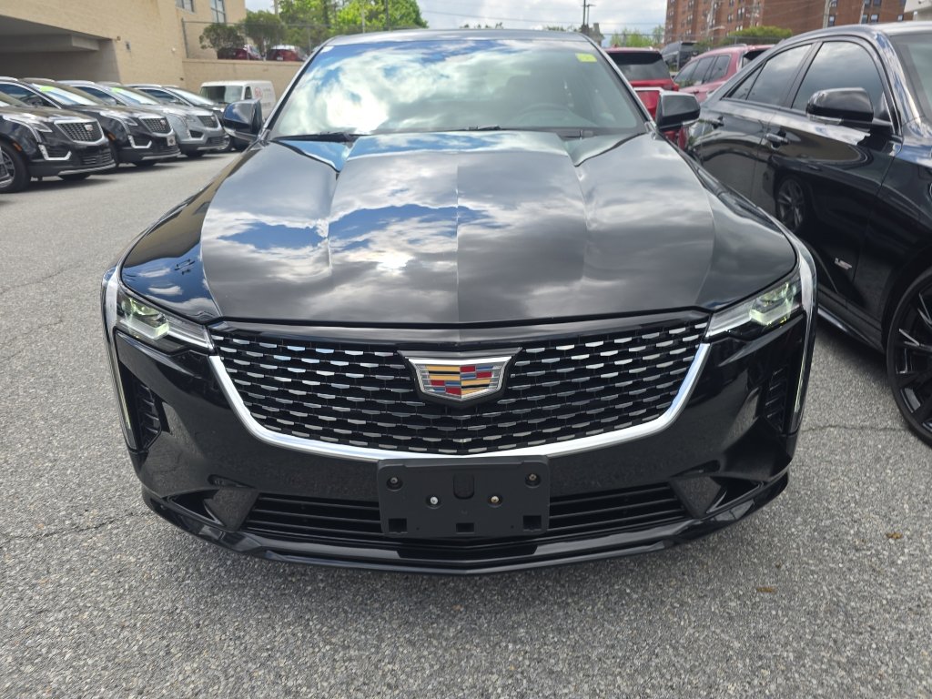 Used 2023 Cadillac CT4 Luxury w/ Sun And Sound Package AWD/4WD image 3