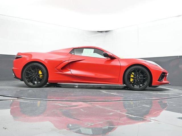 Used 2025 Chevrolet Corvette Stingray Preferred Conv w/ 2LT RWD image 38