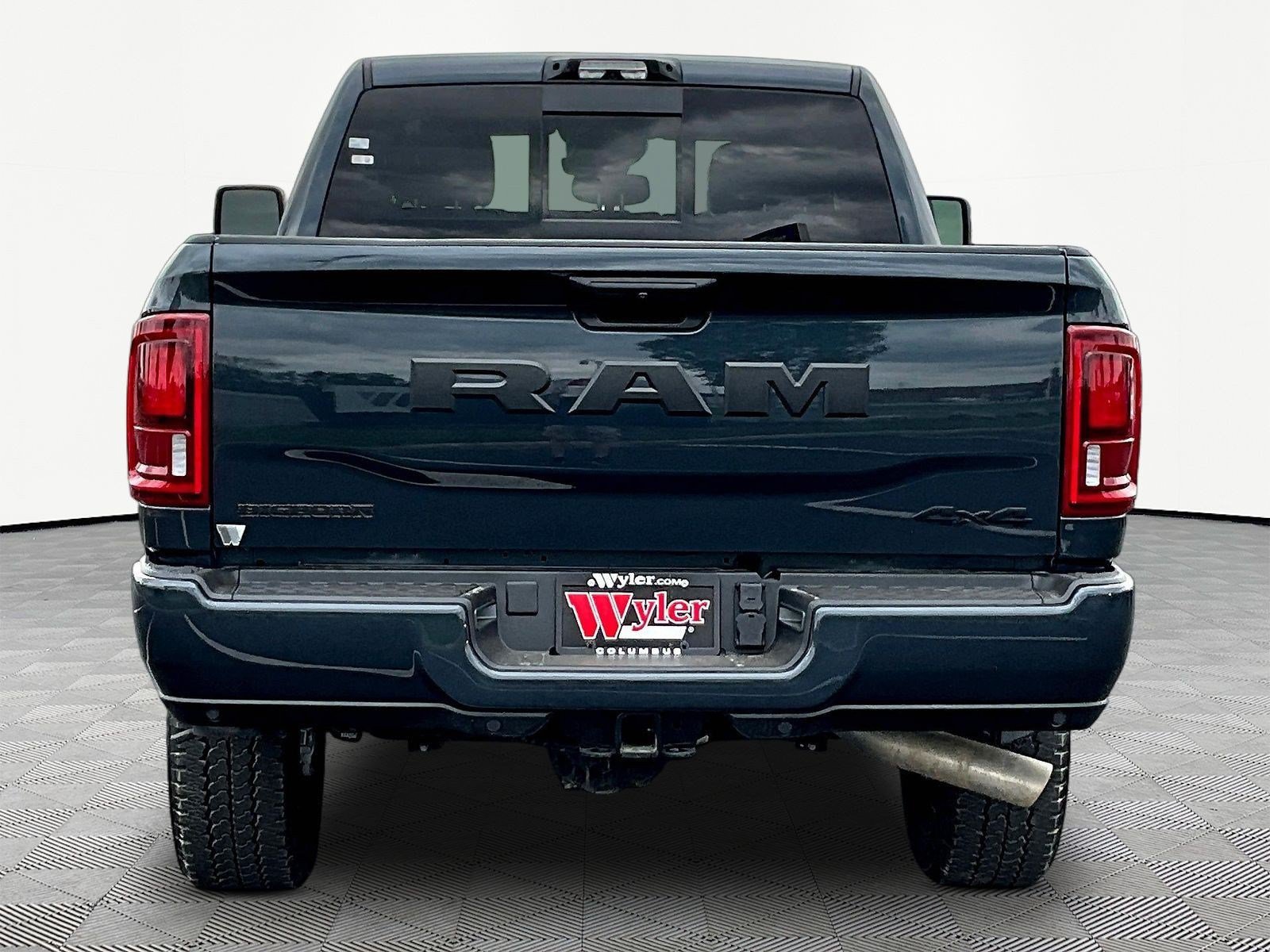 New 2026 RAM 2500 Big Horn AWD/4WD image 4