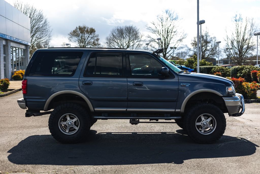 Used 2001 Ford Expedition Eddie Bauer image 9