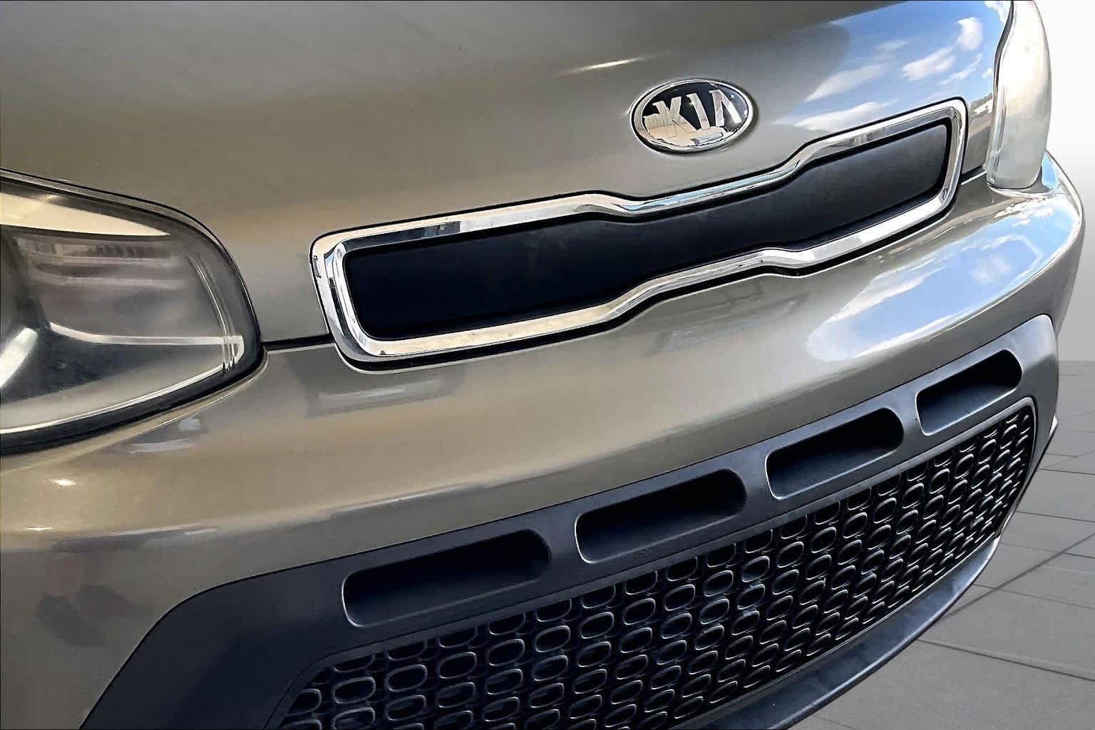 Used 2015 Kia Soul FWD image 27