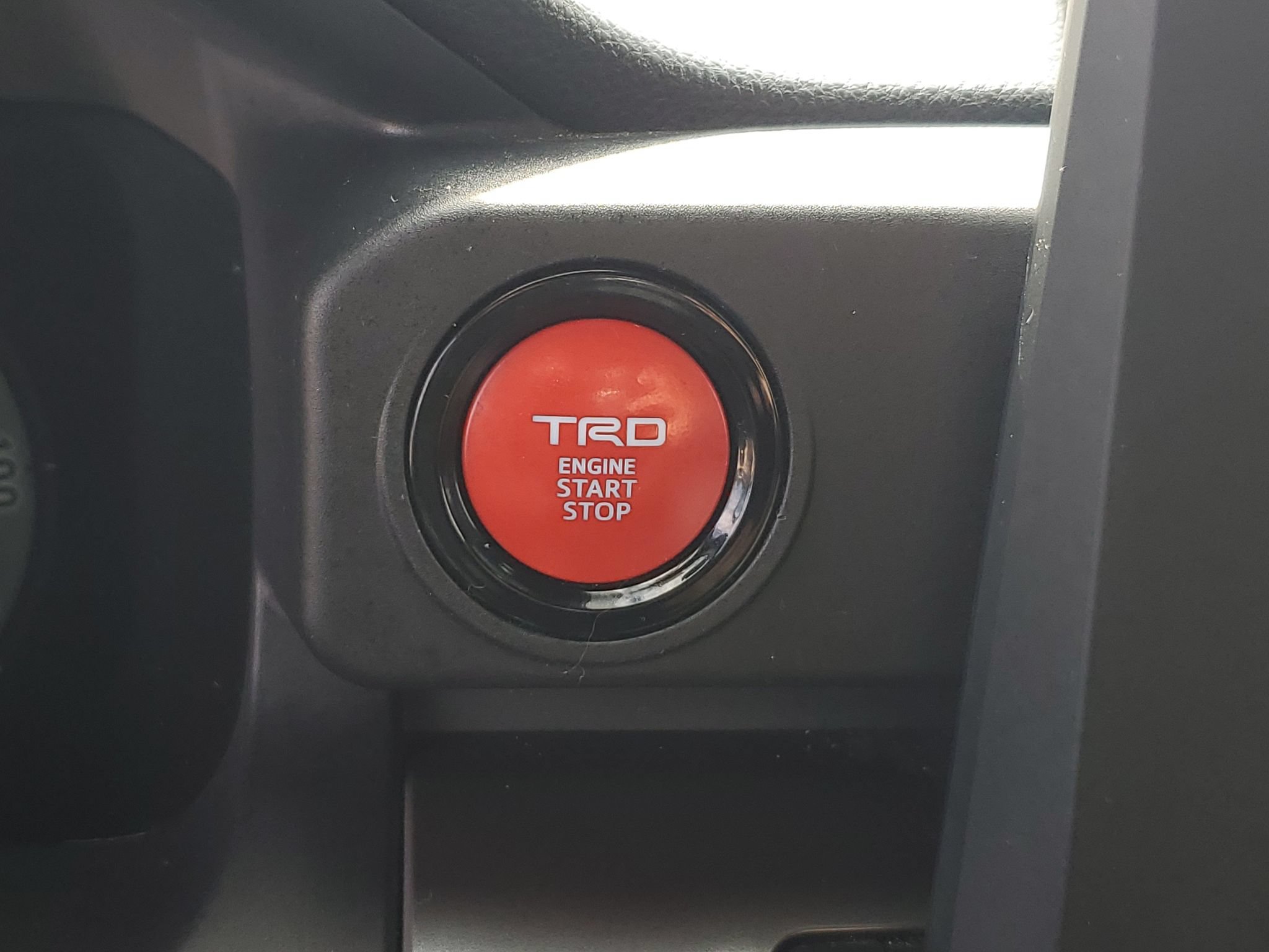 Used 2025 Toyota Tacoma TRD Off-Road AWD/4WD image 25