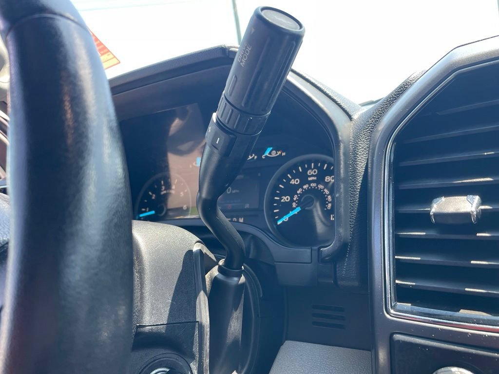 Used 2018 Ford F150 XLT w/ Equipment Group 302A Luxury AWD/4WD image 16