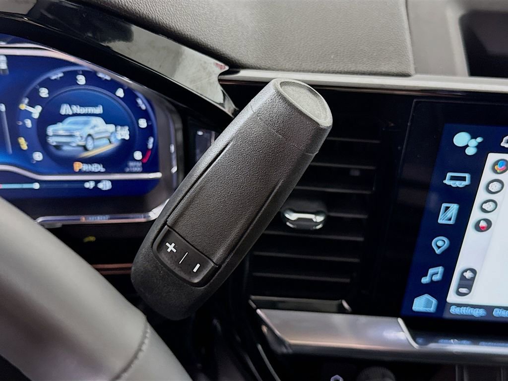 Used 2023 Chevrolet Silverado 1500 LT image 10