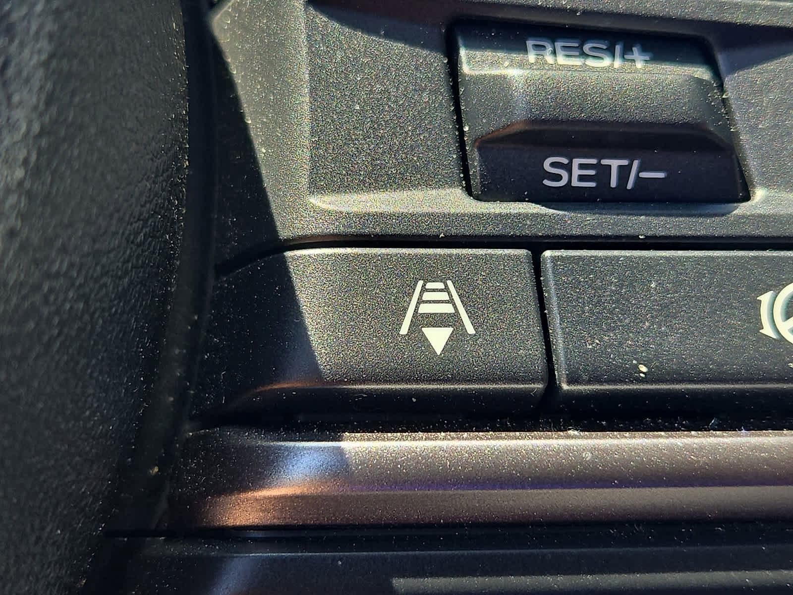 Used 2024 Subaru Outback Premium AWD/4WD image 26