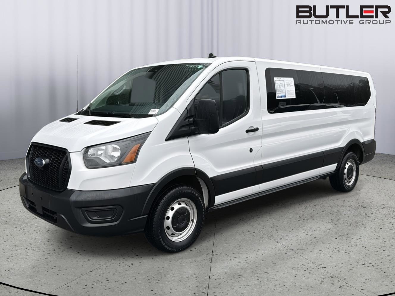 Used 2021 Ford Transit 350 XL image 2