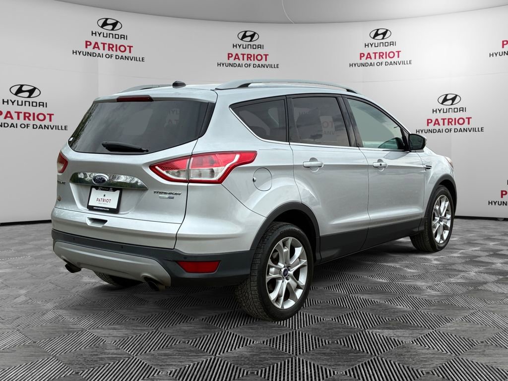 Used 2015 Ford Escape Titanium image 3