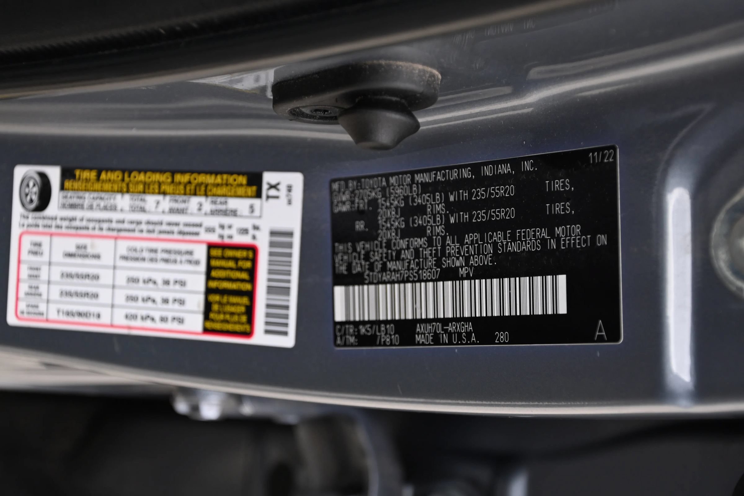 Used 2023 Toyota Highlander Limited FWD image 18