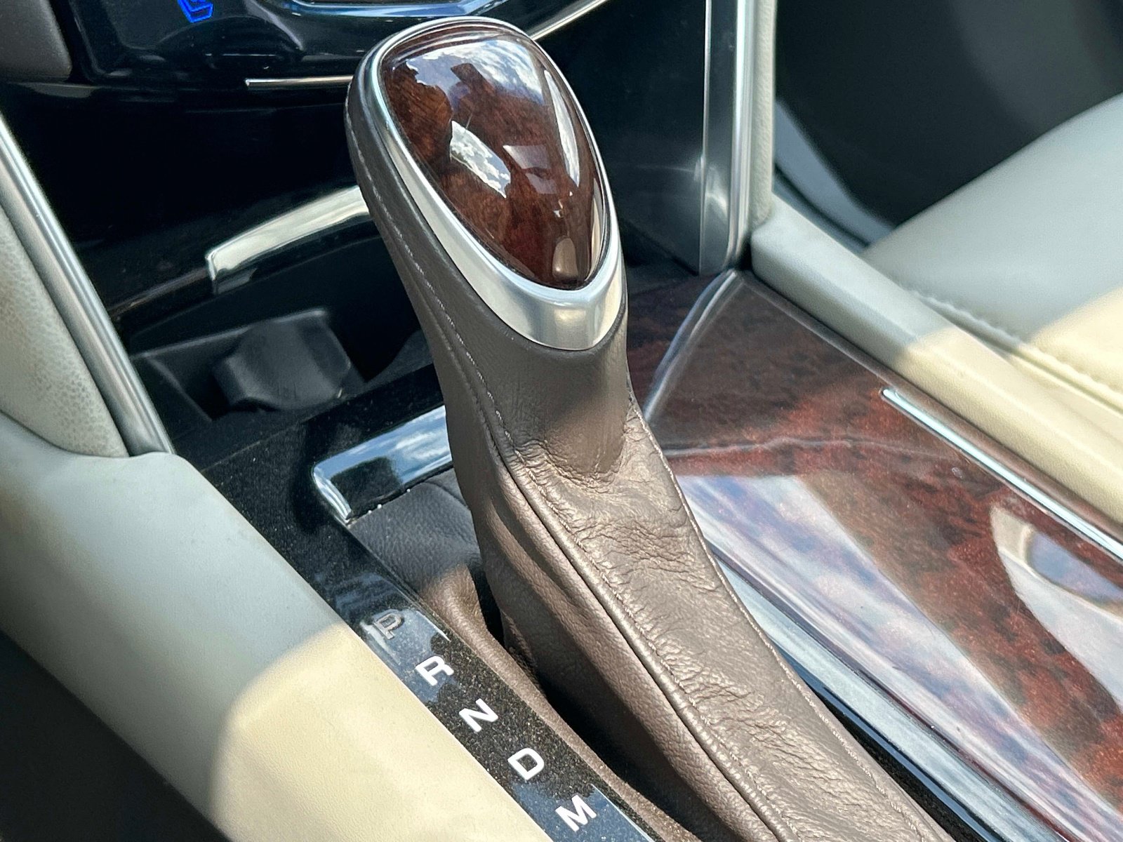 Used 2014 Cadillac XTS Platinum AWD/4WD image 30