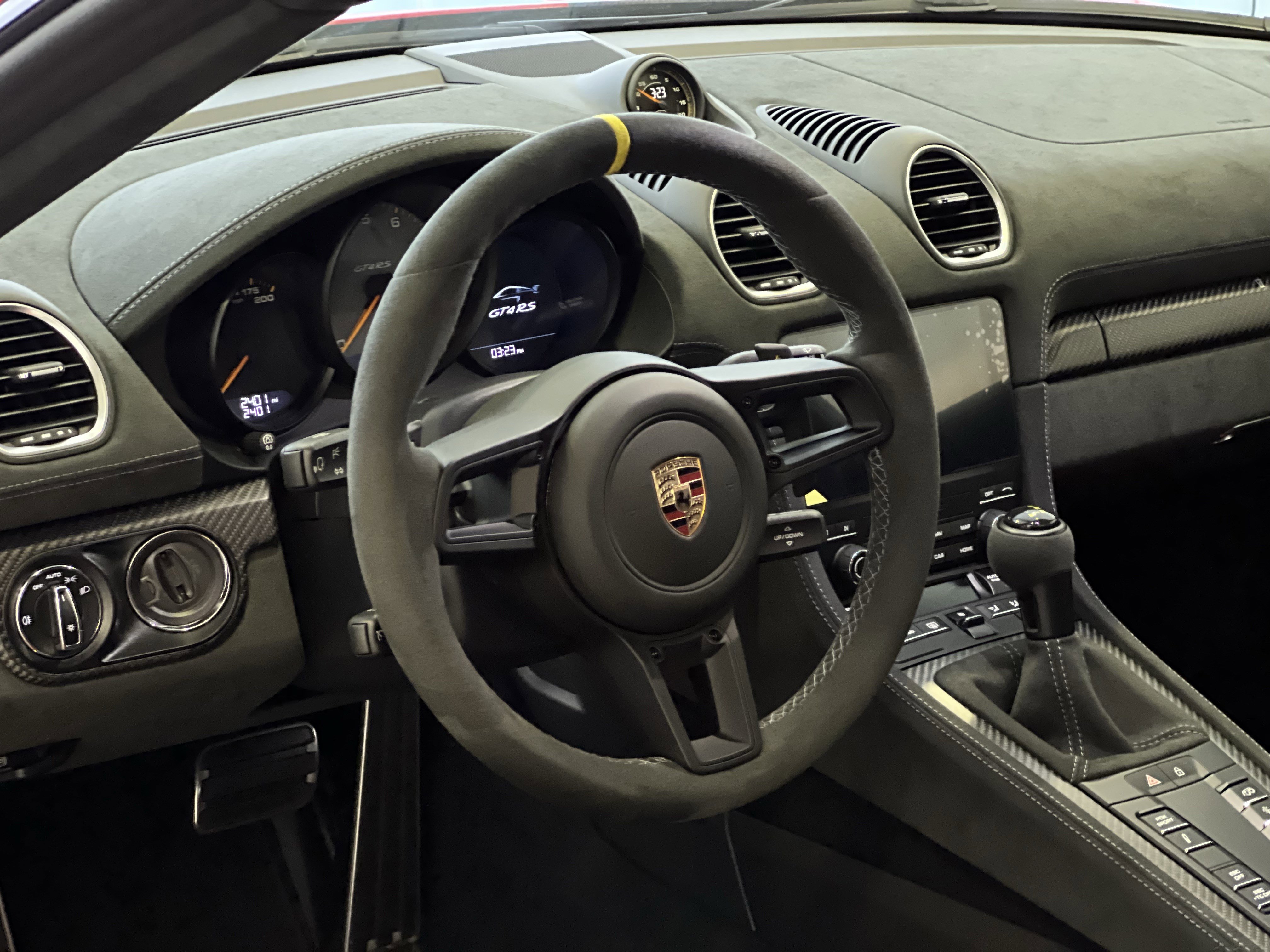 Used 2025 Porsche 718 Cayman GT4 RS image 19