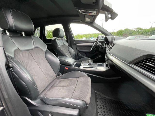 Used 2018 Audi SQ5 Premium Plus w/ Navigation Package AWD/4WD image 31